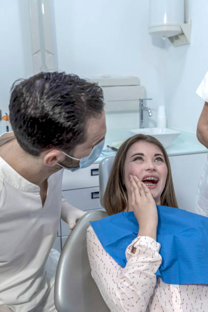 Best Emergency Gum Treatment in Elmont, NY